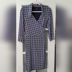 Laundry by Shelli Segal wrap dress. Size L, Navy and Cream